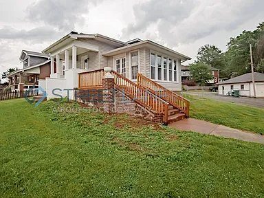 Building Photo - 28 Grand Ave