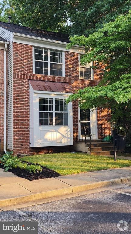 Building Photo - 1701 Stourbridge Ct