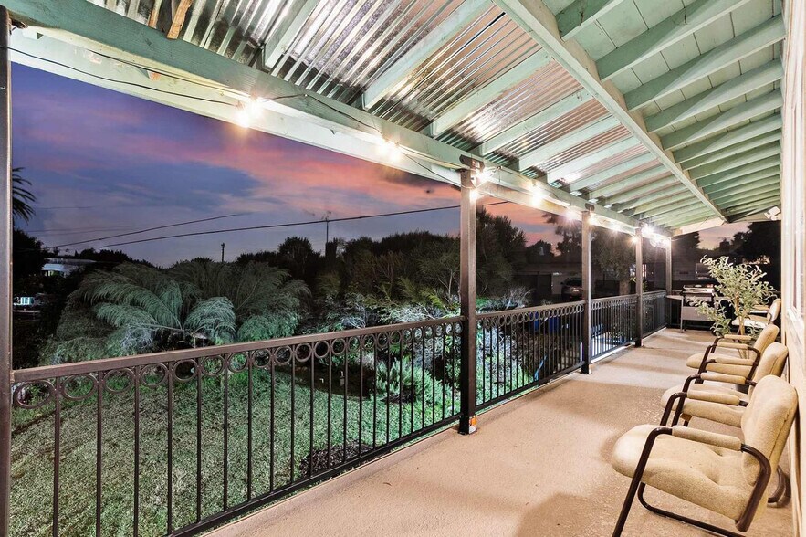 Building Photo - 4989 Randlett Dr