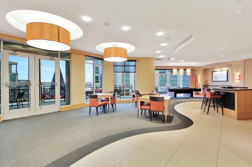 Building Photo - 155 Potomac Passage