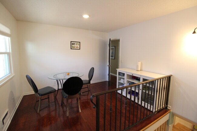 Dining room - 2300 Ives Ln N