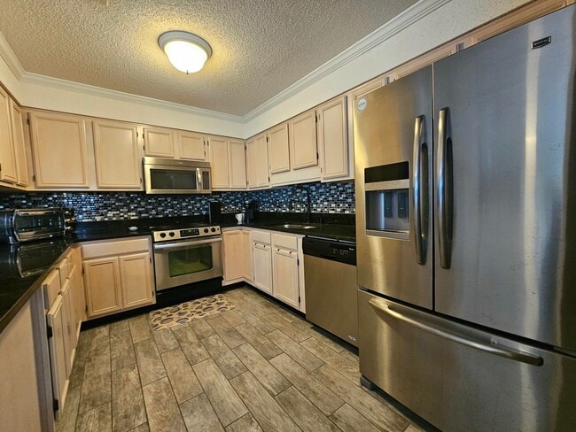 Building Photo - 705 Gulf Shore Dr