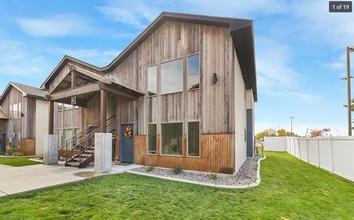 Building Photo - 2 BED 1 BATH APARTMENT IN REXBURG - AVAILABLE NOW UNTIL END OF DECEMBER
