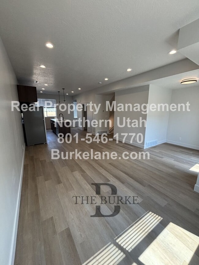 Building Photo - *Brand New Townhomes in Farmington