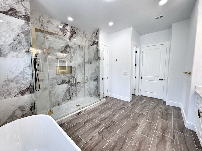 Building Photo - 3037 Rd 66124