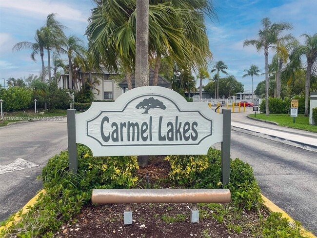 Building Photo - 20761 NE 4th Pl