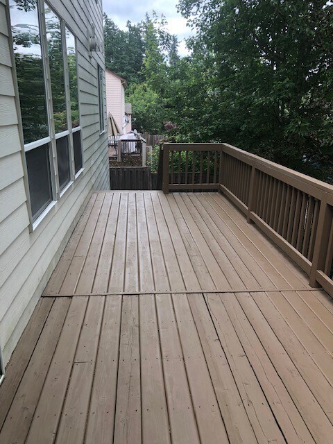 Building Photo - 16130 SW Loon Dr
