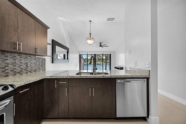 Building Photo - 1261 NW 122nd Terrace