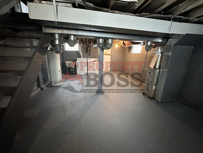 Building Photo - 1225 Lyons St