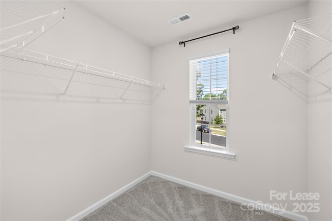 Building Photo - 8113 Murray Br Dr