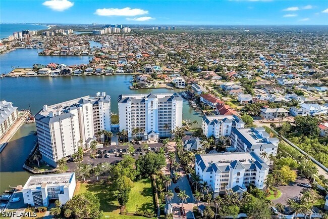 Building Photo - 400 Flagship Dr