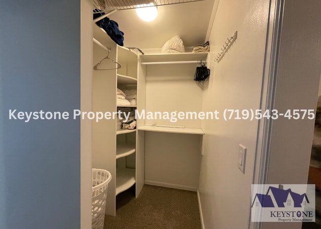 Building Photo - Pueblo West Beauty! Modular Home 3 Bedroom...