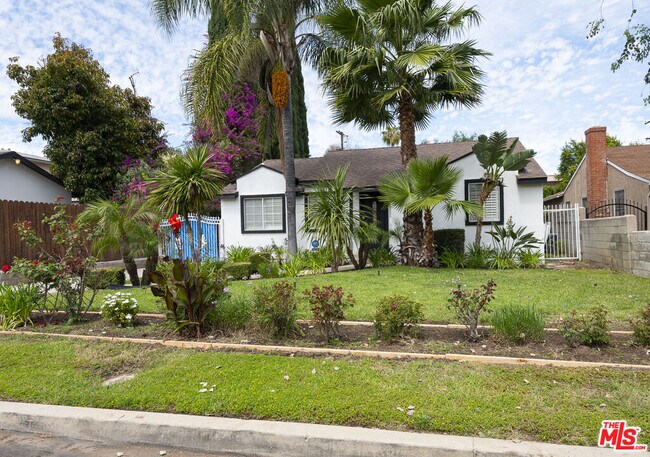 Building Photo - 14843 Morrison St