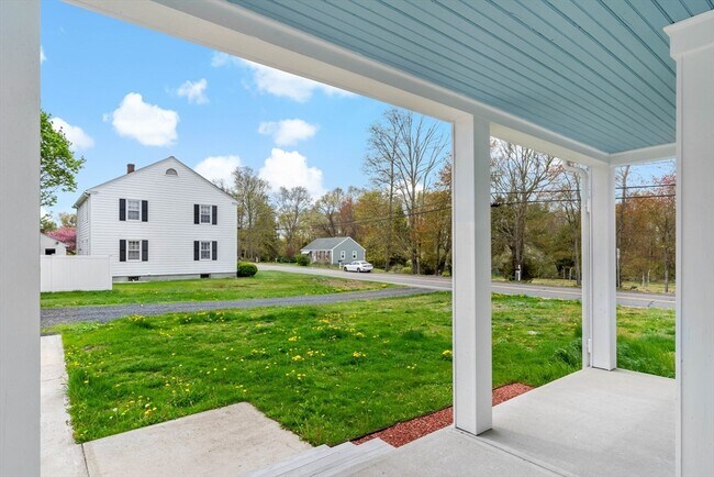 Building Photo - 539 Maple Ave