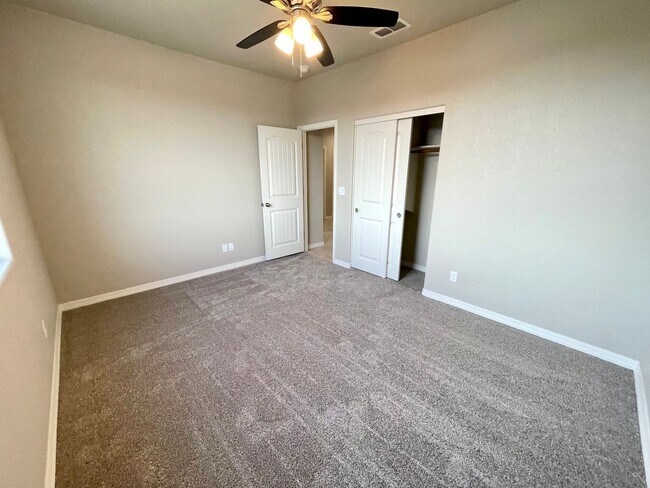 Building Photo - 2022 Construction 3 Bedroom Home in Southe...