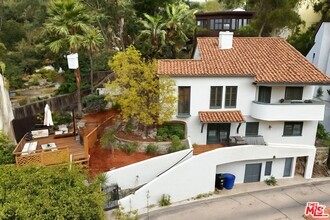 Building Photo - 2666 Rutherford Dr
