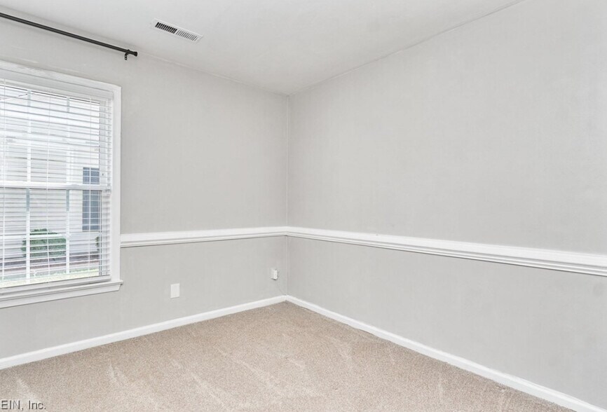 Building Photo - 4731 Marlwood Way