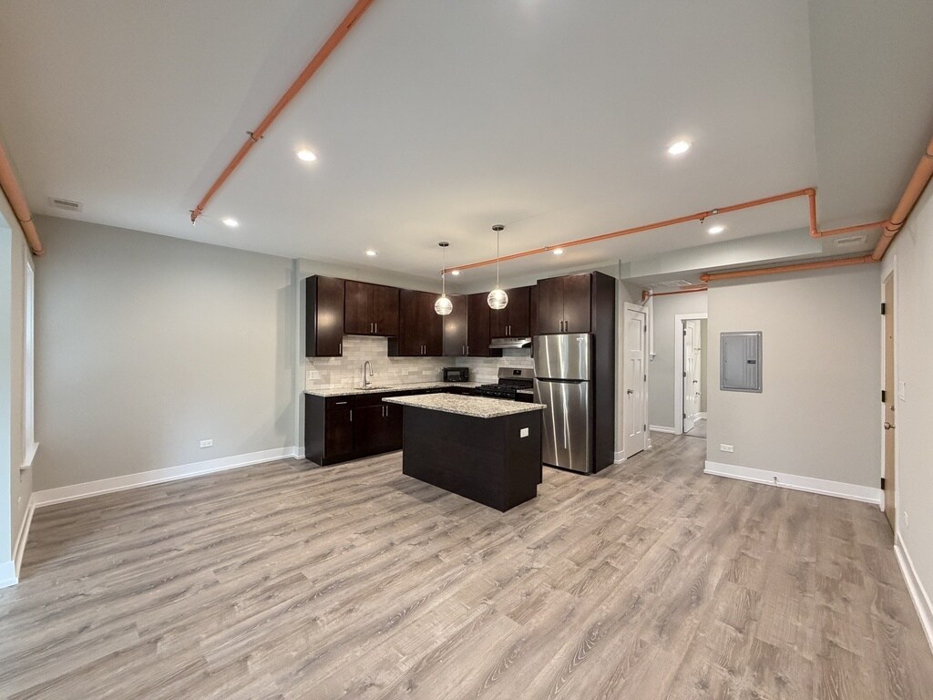Building Photo - 1509 Maple Ave