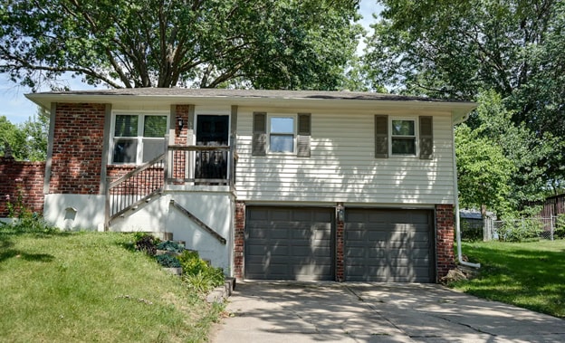 Building Photo - 3909 S Marshall Dr