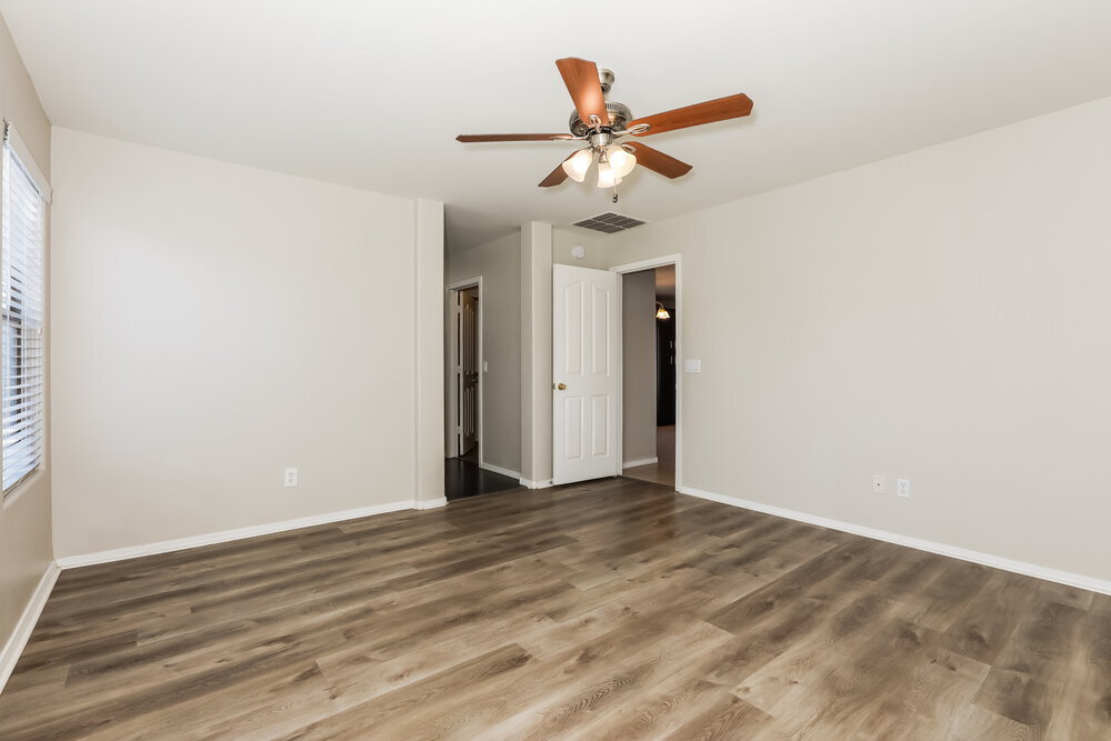 Building Photo - 2021 W Hayden Peak Dr