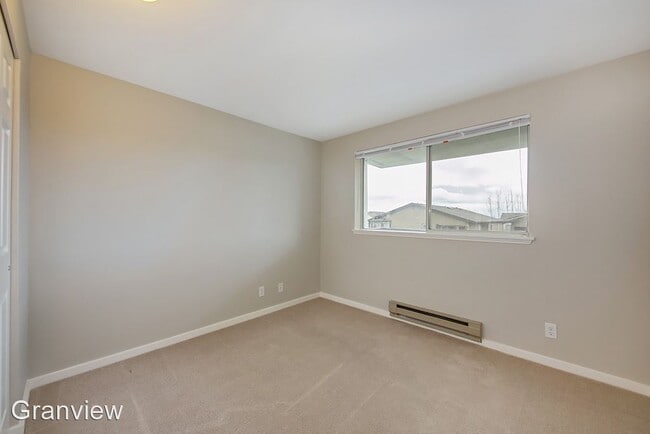 Building Photo - 1 br, 1 bath Apartment - 1120 N 93rd Street