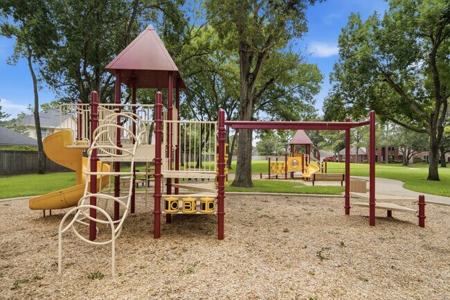 Building Photo - 4418 Ruttand Park Ln