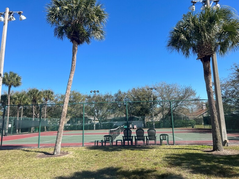 Tennis Courts - 9412 Charlesberg Dr