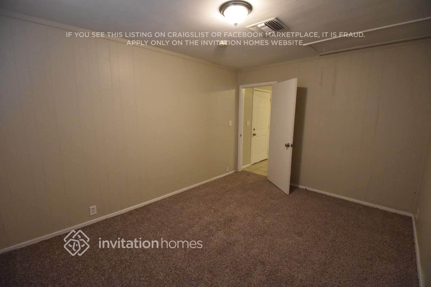 Building Photo - 1754 W 2nd St