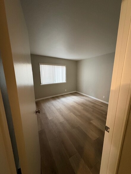 Building Photo - 303 Lee St