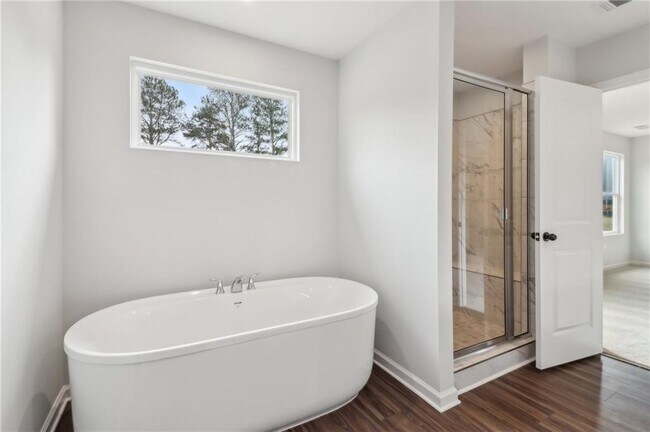 Building Photo - 2072 Buice Lake Pkwy