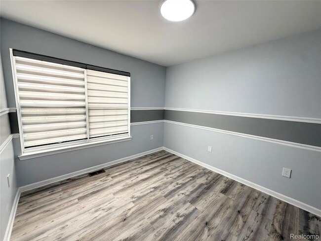 Building Photo - 47515 Ormskirk Dr