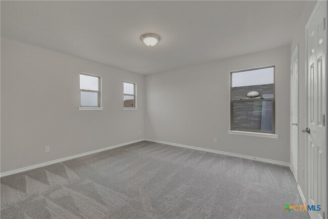 Building Photo - 2038 Wind Chime Wy