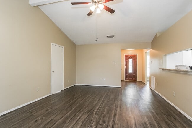 Building Photo - 3719 Lemon Tree Ln