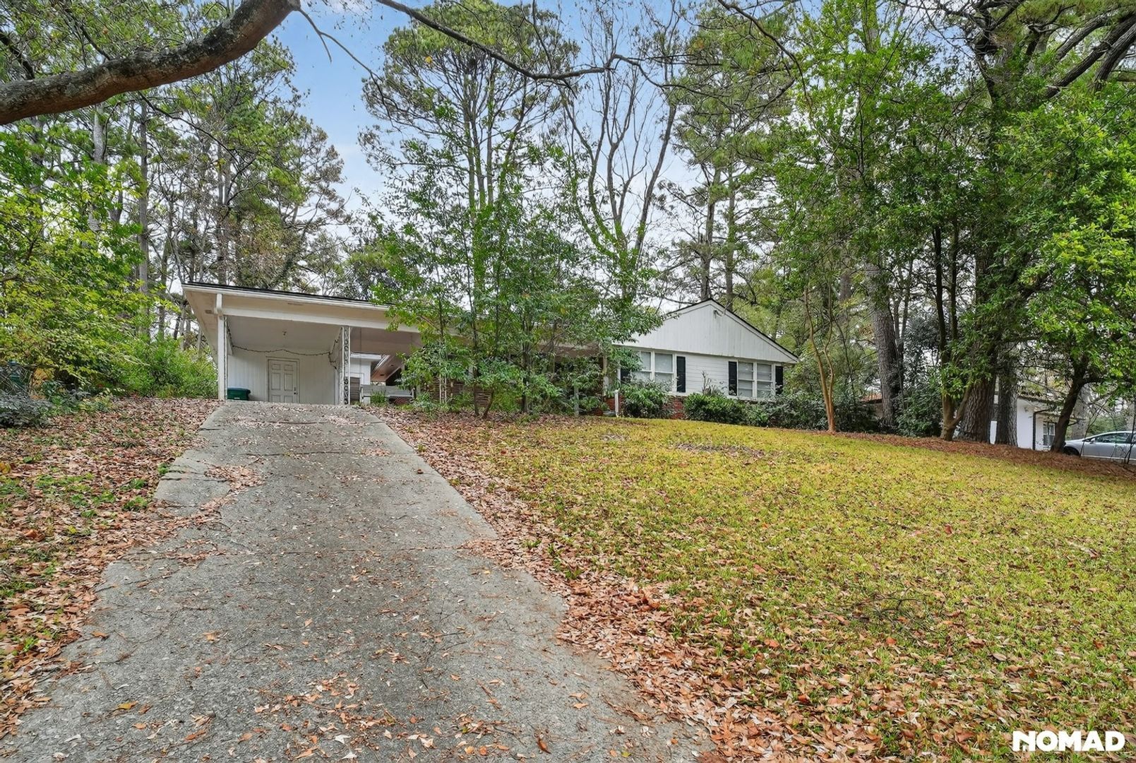 Building Photo - 2644 Pineland Ave