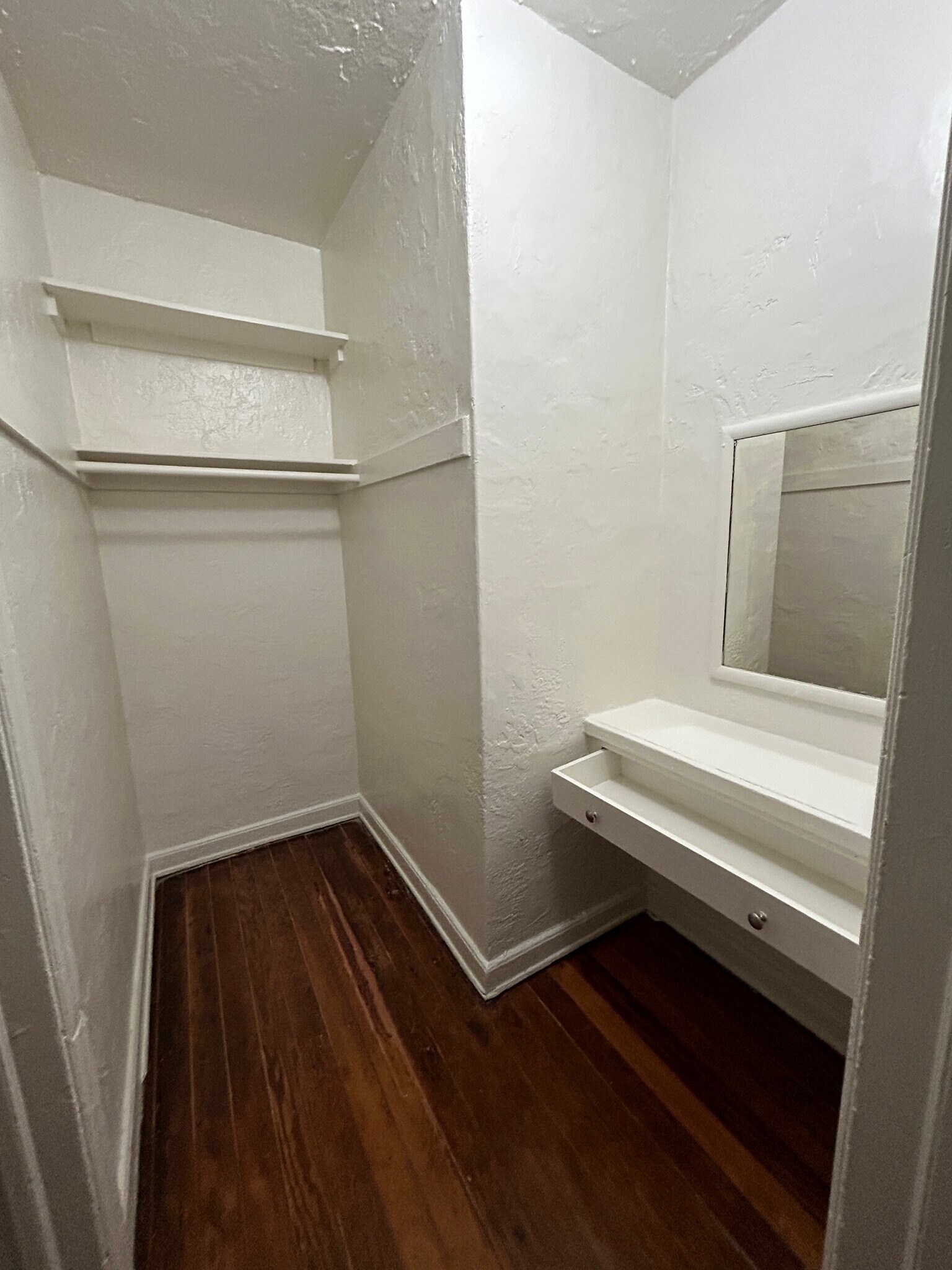Building Photo - 1523 N McCadden Pl
