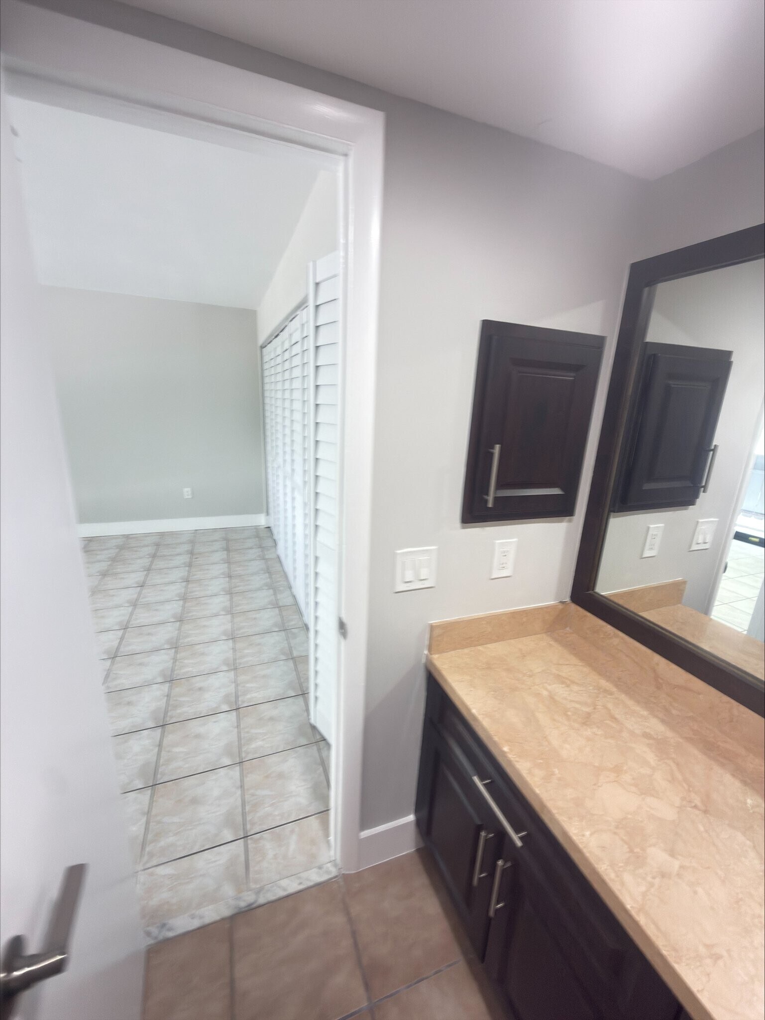 Building Photo - 2560 SW 122nd Ct