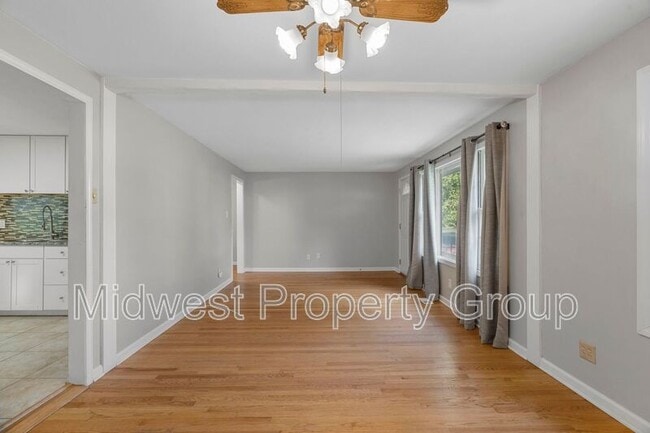Building Photo - 845 Boone St