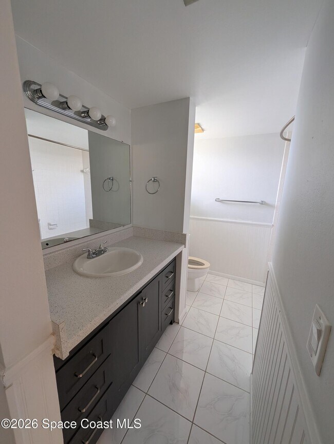 Building Photo - 987 Sonesta Ave NE