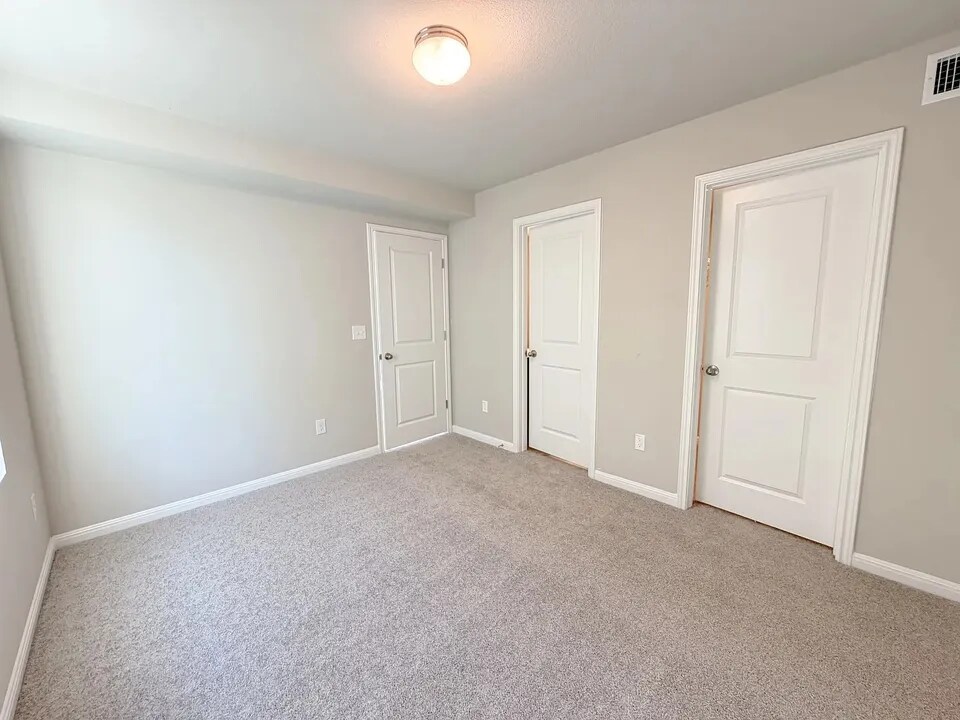 Building Photo - 684 Ferrule Dr