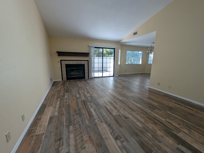 Building Photo - 274 Tempus Cir