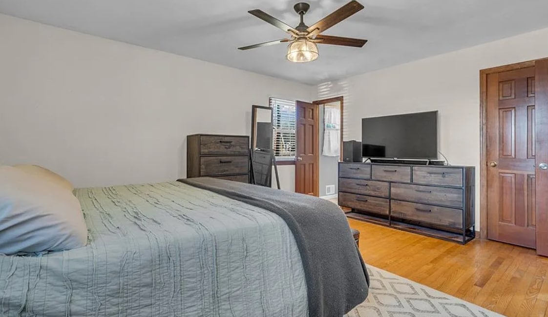 Building Photo - 561 Summit Ridge Dr