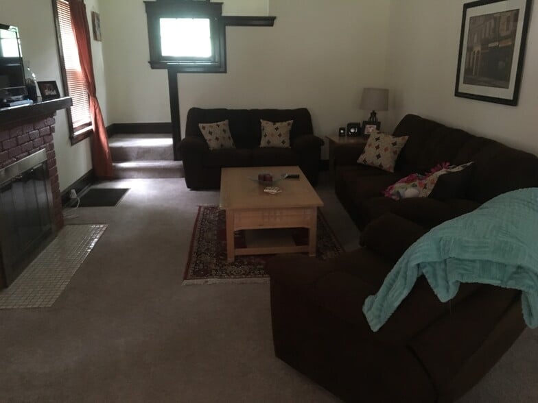 Building Photo - 4208 Verne Ave