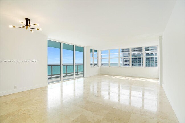 Building Photo - 5101 Collins Ave