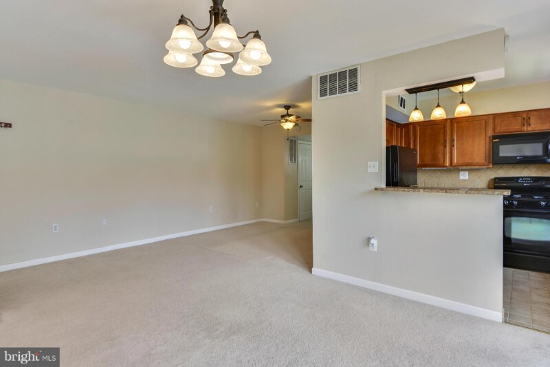 Building Photo - 9485 Fairfax Blvd