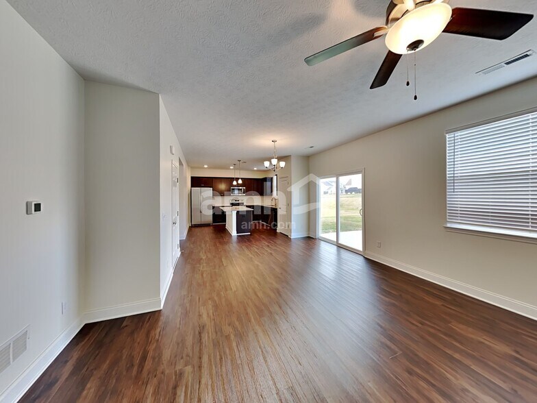 Building Photo - 8082 Minnow Trl