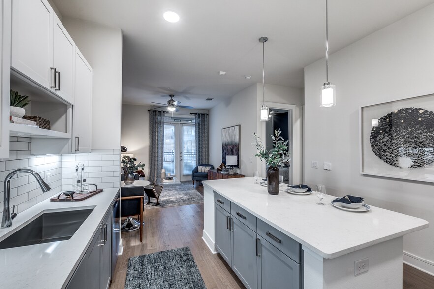 Cedar at the Branch 4606 Amesbury Dr Dallas TX 75206 Apartment Finder