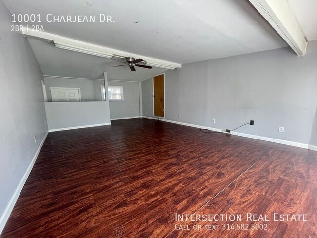 Building Photo - 10001 Charjean Dr