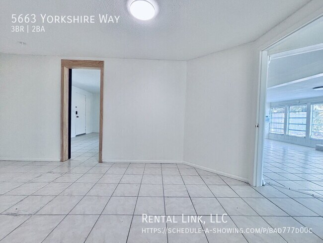 Building Photo - 5663 Yorkshire Way