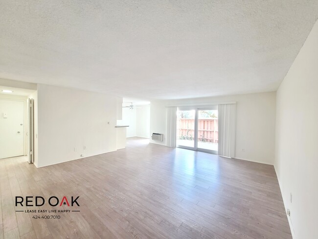 Serene Two Bedroom with Charming Details, ... - 4433 Colbath Ave Los ...