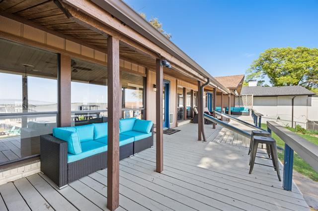 Building Photo - 18409 Shore Dr